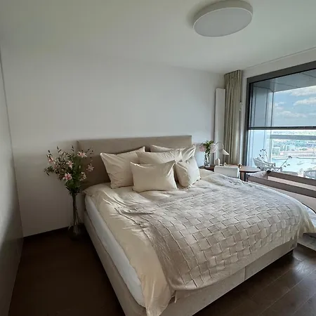 Eurovea Tower Lux 34th Floor Bratislava