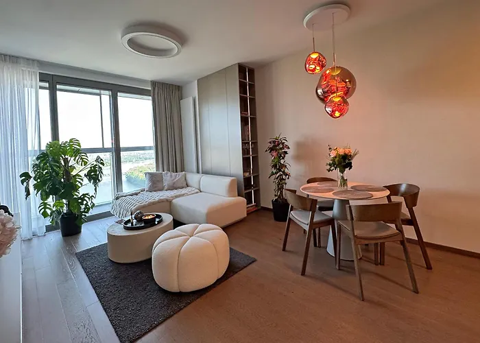 Eurovea Tower Lux 34th Floor Apartament *