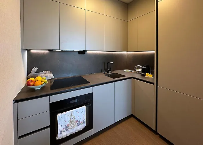 Eurovea Tower Lux 34th Floor براتسيلافا