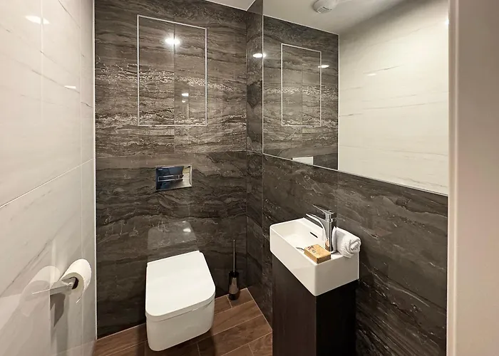 شقة Eurovea Tower Lux 34th Floor *